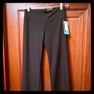 Brand new Bally’s bootleg workout pant.